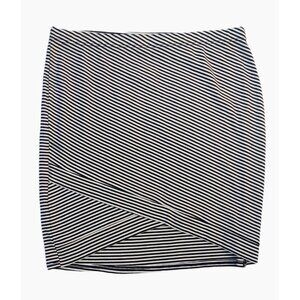 Full Tilt Striped Knit Crossover Mini Skirt Wome's M Black White NWT